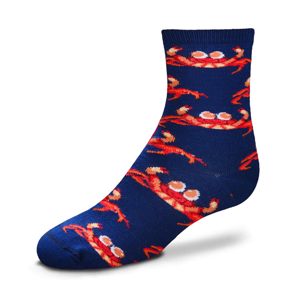 For Bare Feet Jumbo Eyes for Children Socks all strart on Navy Blue backgrounds. The Crabs are Happy and are all over the Sock. The colors are Coral and White Eyes, Scarlet, Coquelicot and Buff for the Body and Legs and Pincers.