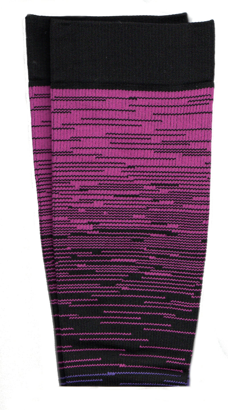 Dr Motion Sports Compression Mega Ombro Stripes in Black and Fuchsia also goes into Purple closer to the Heel and Toes.