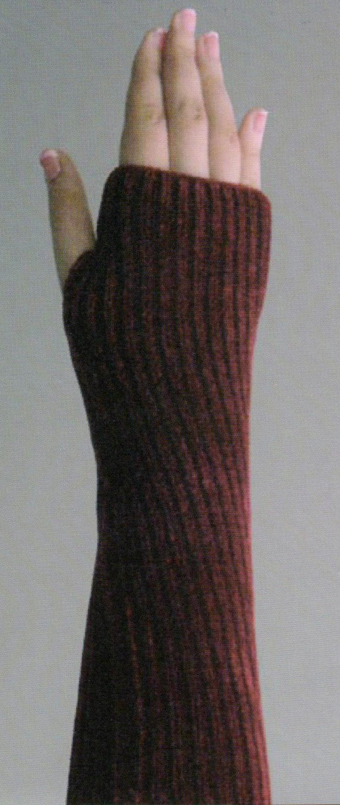 Zazou Chenille Fingerless Glove in Fudge on Model