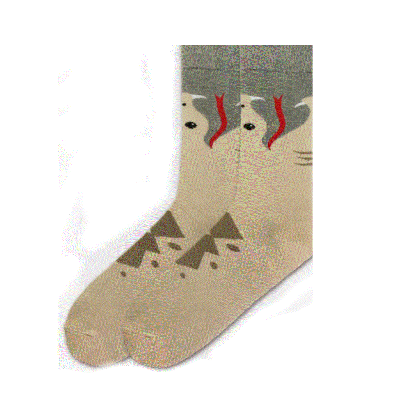 K Bell Mens Snake Sock starts with Heather Grey and Sand as the background colors. The Fangs are White the Tongue Bright Red. Umber is used for design on the foot.